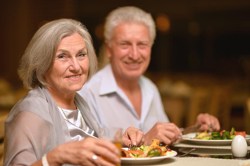 Exceptional-Dining-is-Essential-senior-living